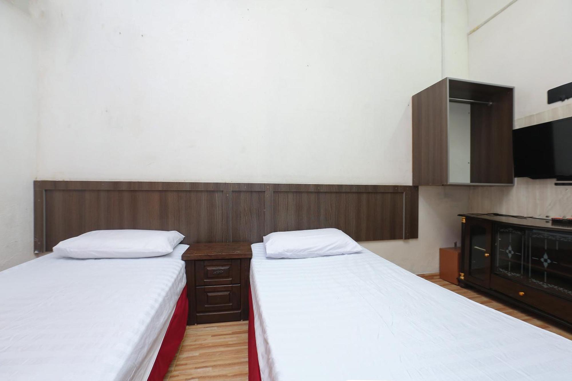 Oyo 89755 D&D Budget Inn Kota Bharu Exterior foto