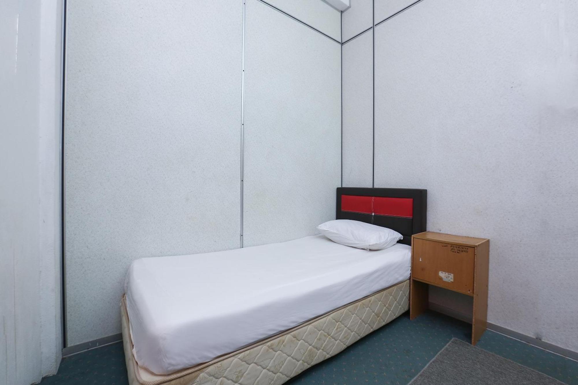 Oyo 89755 D&D Budget Inn Kota Bharu Exterior foto