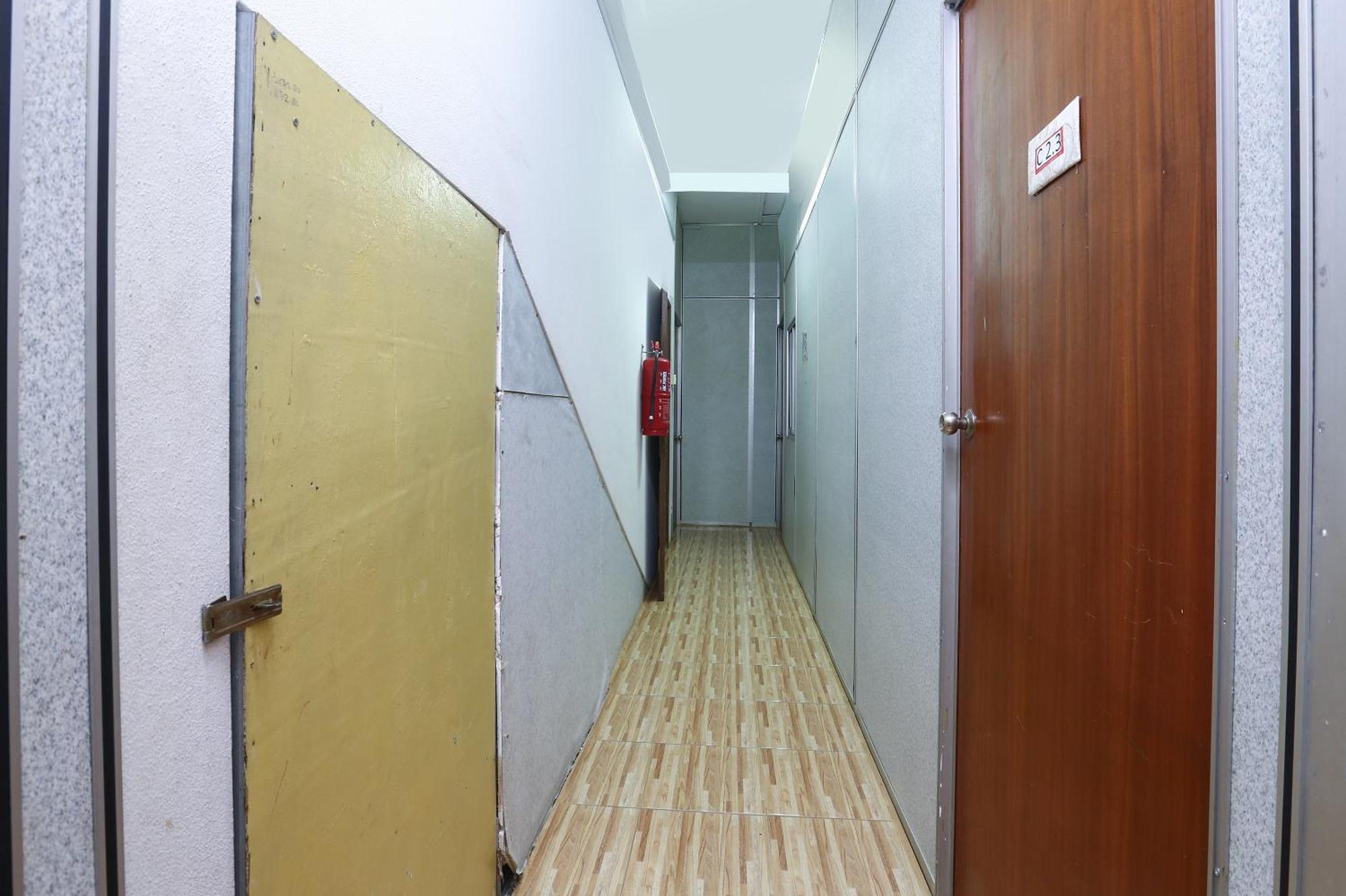 Oyo 89755 D&D Budget Inn Kota Bharu Exterior foto